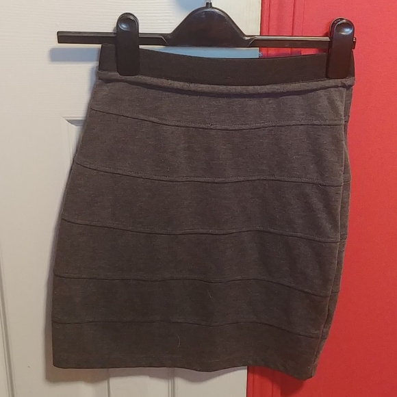 Skirt - Picture 1 of 1